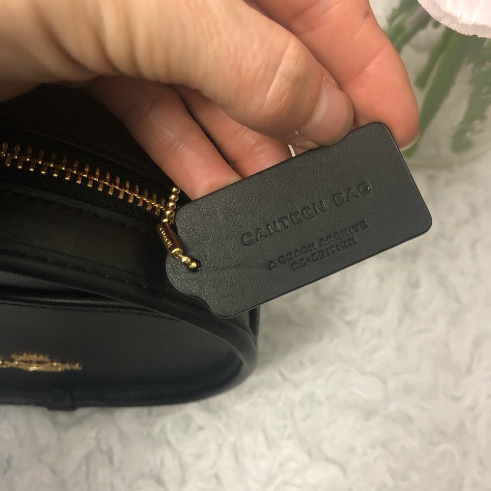 —SOLD—- Coach canteen Crossbody Black - Picture 3 of 6